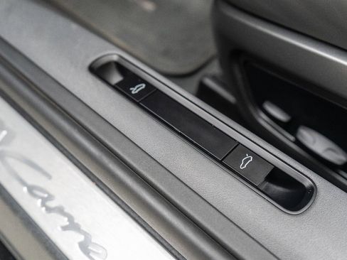 Used 2021 Porsche 911 Carrera 4S image 48