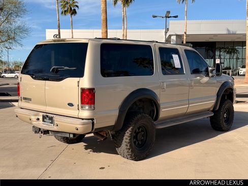 Used 2005 Ford Excursion Limited image 6