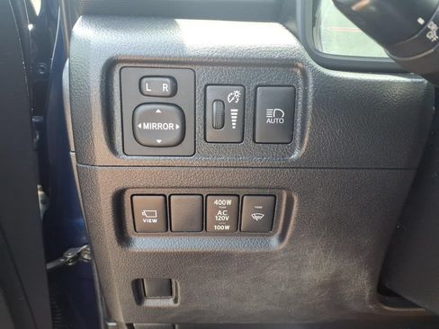 Used 2023 Toyota 4Runner Limited AWD/4WD image 11
