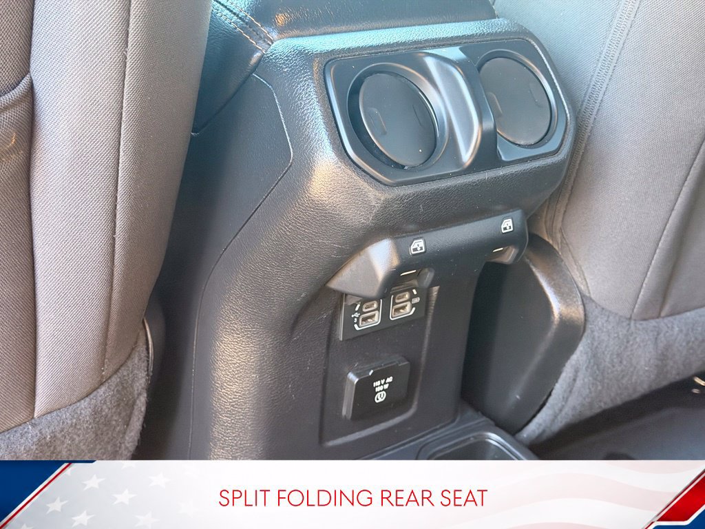 Used 2019 Jeep Wrangler Unlimited Sahara AWD/4WD image 14