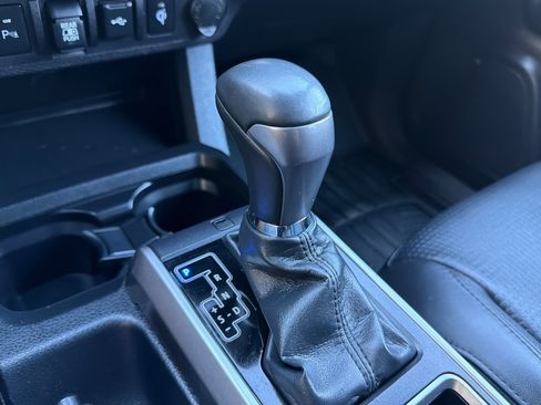 Used 2023 Toyota Tacoma Limited w/ Nightshade Package AWD/4WD image 18