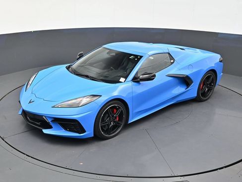 Used 2025 Chevrolet Corvette Stingray Preferred Conv w/ 2LT RWD image 12