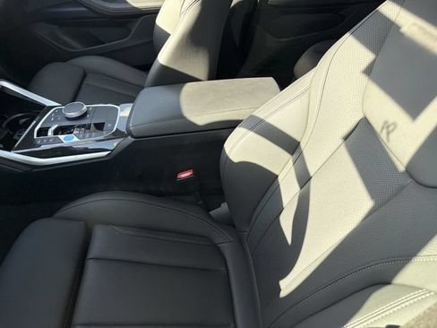 Certified 2023 BMW i4 eDrive40 w/ M Sport Package RWD image 8