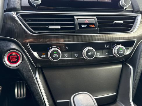 Used 2019 Honda Accord Sport image 21