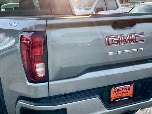 New 2026 GMC Sierra 1500 Elevation image 17