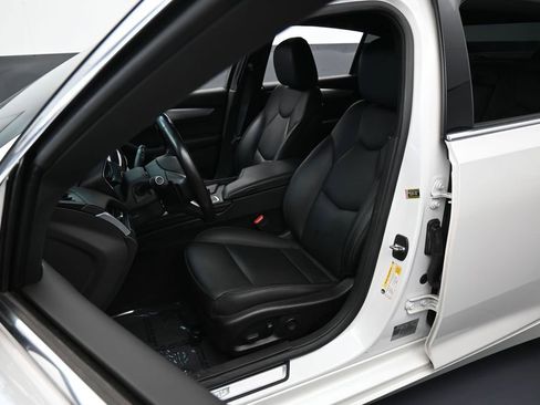 Used 2022 Cadillac CT5 Luxury RWD image 10