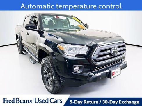 Used 2023 Toyota Tacoma SR5 AWD/4WD image 1