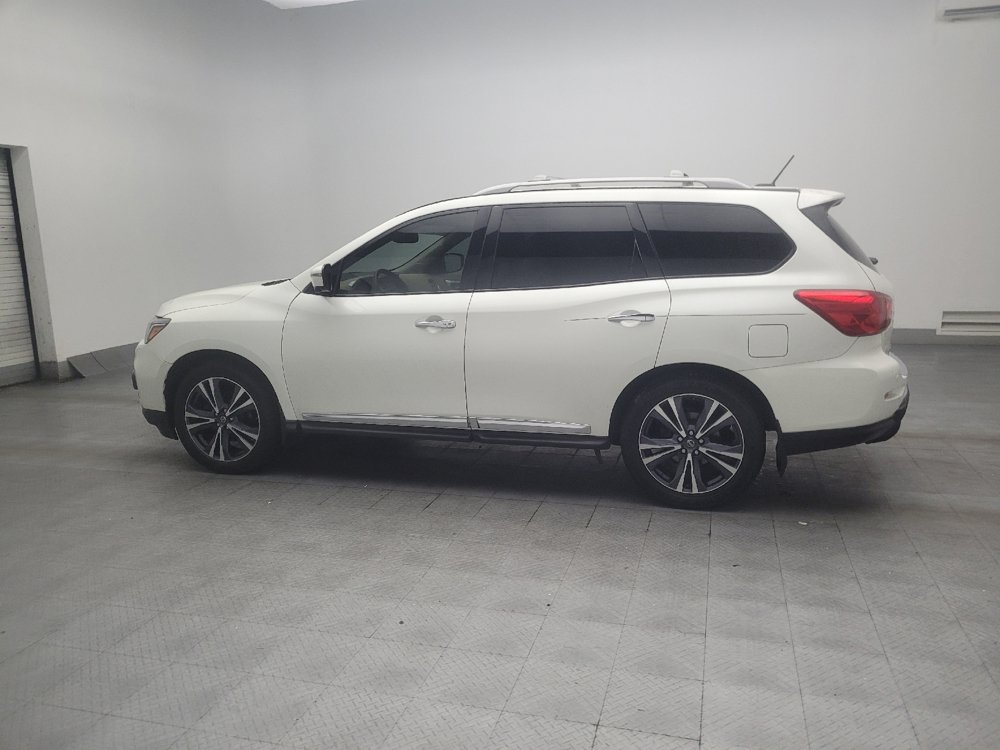 Used 2018 Nissan Pathfinder Platinum FWD image 3