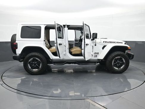 Used 2019 Jeep Wrangler Unlimited Rubicon AWD/4WD image 32