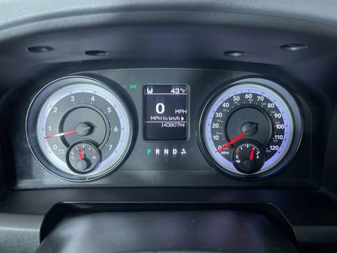 Used 2014 RAM 1500 Classic SLT image 16