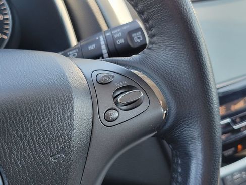 Used 2019 Nissan Murano SV AWD/4WD image 16