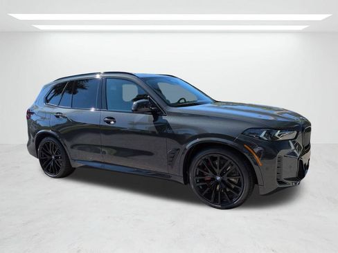 New 2026 BMW X5 xDrive40i w/ M Sport Package AWD/4WD image 2