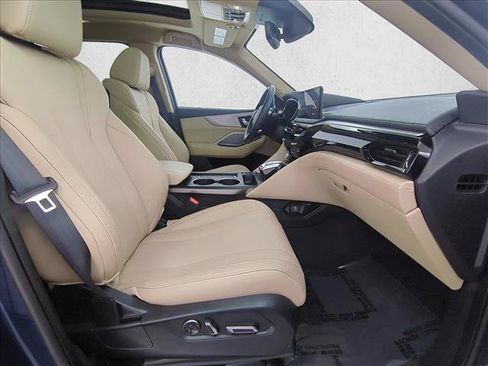 Used 2025 Acura MDX FWD image 25