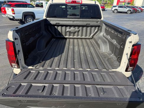 New 2026 Chevrolet Colorado Trail Boss AWD/4WD image 10