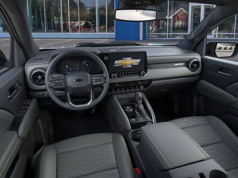 New 2026 Chevrolet Colorado ZR2 w/ Technology Package AWD/4WD image 15
