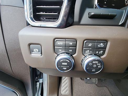 New 2026 GMC Sierra 1500 Denali w/ Technology Package image 22