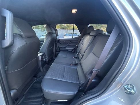 Used 2025 Toyota 4Runner TRD Off-Road Premium image 14