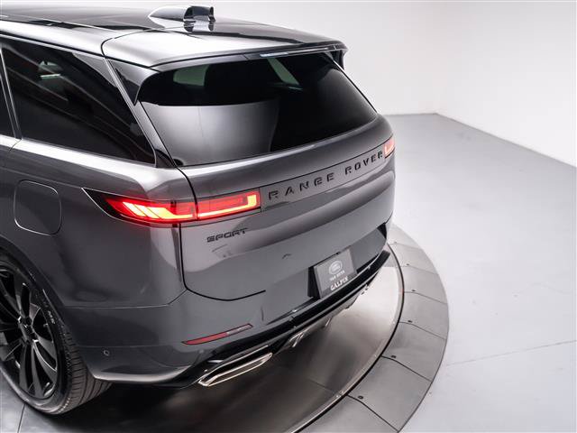 New 2026 Land Rover Range Rover Sport Dynamic SE AWD/4WD image 31