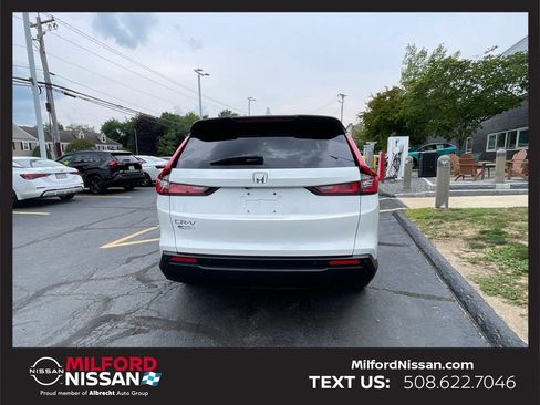 Used 2023 Honda CR-V EX-L image 4