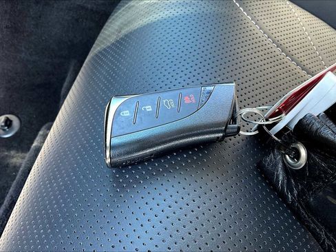 Certified 2024 Lexus ES 300h Ultra Luxury image 14