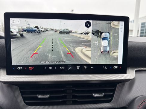 Used 2025 Ford Explorer ST-Line w/ ST-Line Street Pack image 43