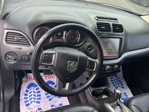 Used 2017 Dodge Journey Crossroad FWD image 12