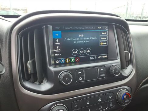 Used 2021 GMC Canyon AT4 image 26