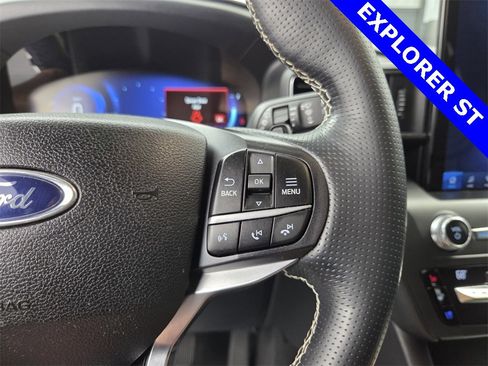 Used 2020 Ford Explorer ST w/ ST Street Pack image 31