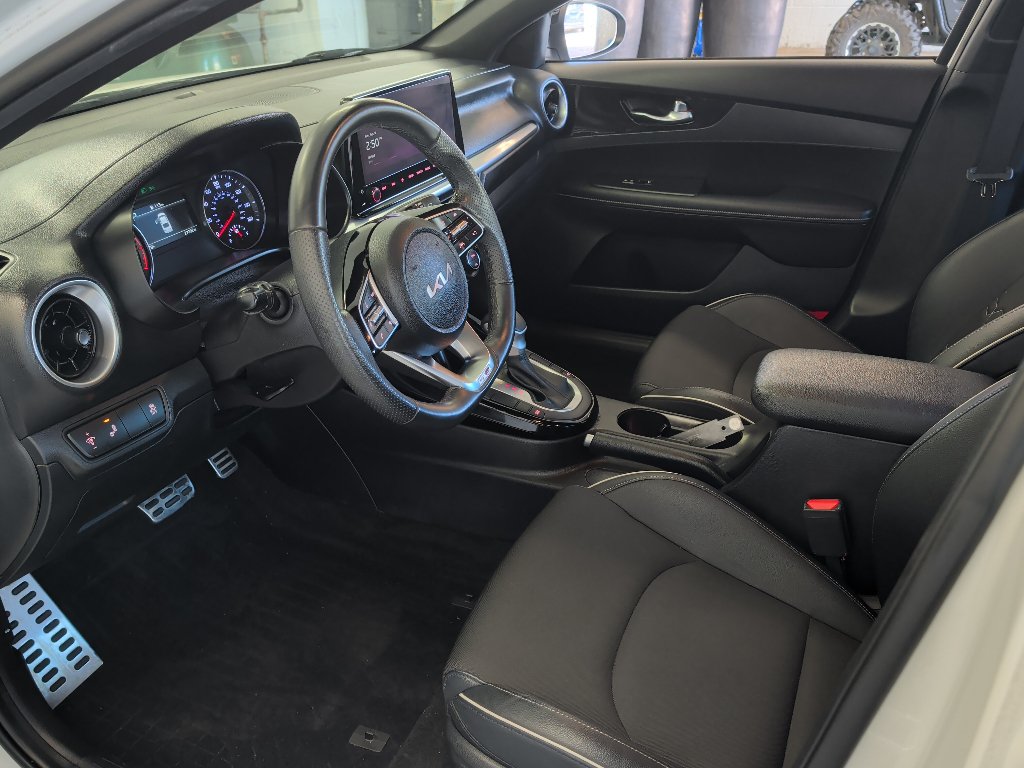 Certified 2023 Kia Forte GT-Line FWD image 16