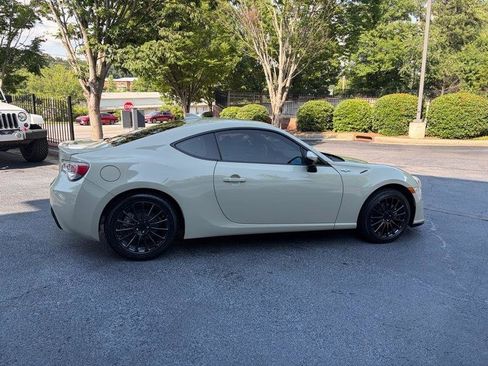 Used 2016 Scion FR-S RWD image 8