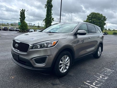 Used 2017 Kia Sorento L FWD image 14