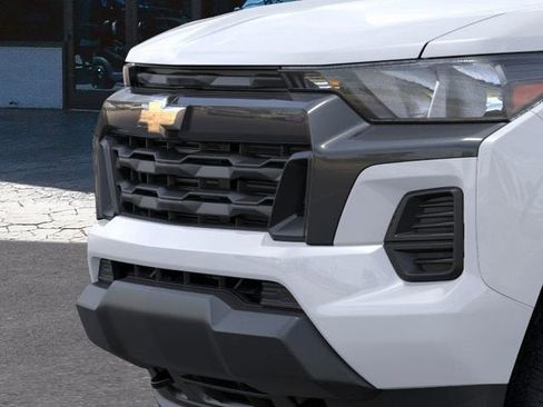 New 2026 Chevrolet Colorado LT image 13