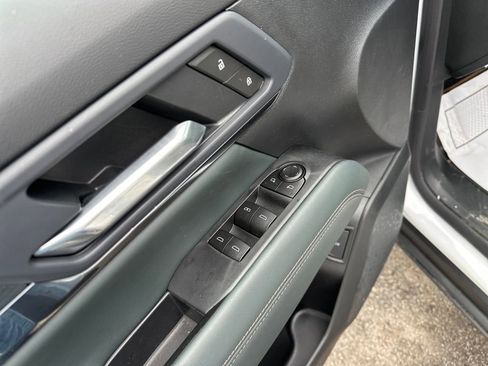 Used 2026 GMC Terrain AT4 w/ Technology Package II image 11