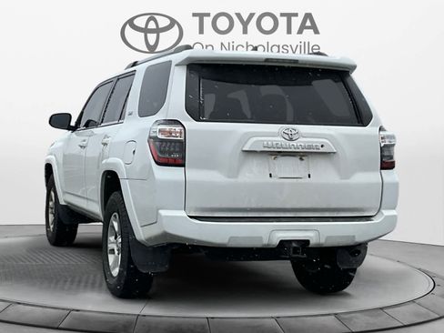 Used 2019 Toyota 4Runner SR5 image 4
