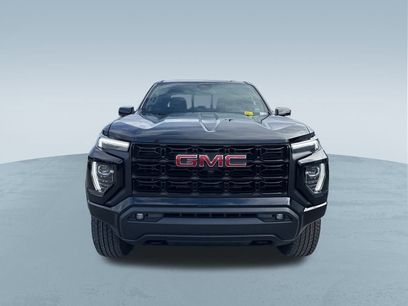 New 2026 GMC Canyon Elevation w/ Convenience Package