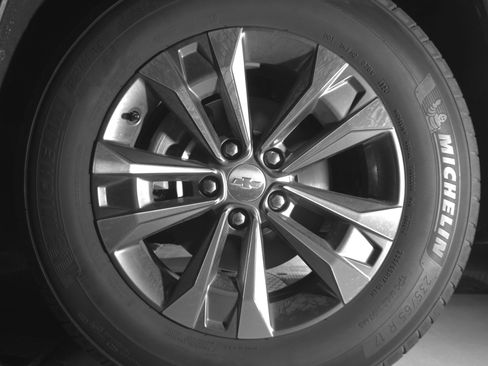 Used 2025 Chevrolet Equinox LT image 12