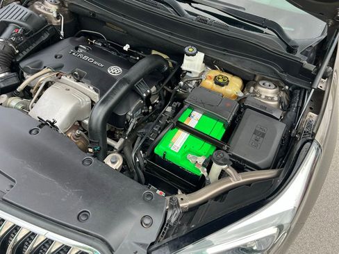 Used 2018 Buick Envision Premium AWD/4WD image 43