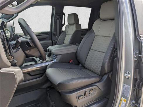 New 2026 Chevrolet Silverado 2500 ZR2 image 4