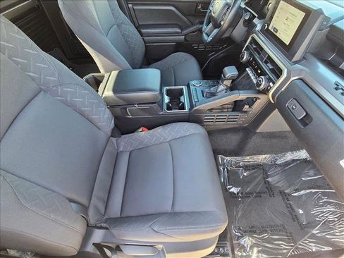 Certified 2026 Toyota Tacoma SR5 image 18