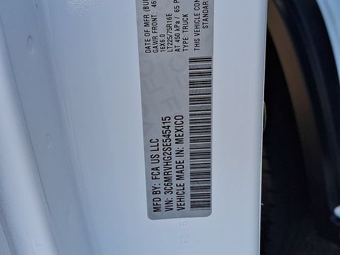 Used 2025 RAM ProMaster 3500 w/ Convenience Group FWD image 25