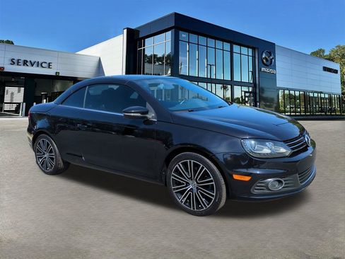 Used 2014 Volkswagen Eos FWD image 2