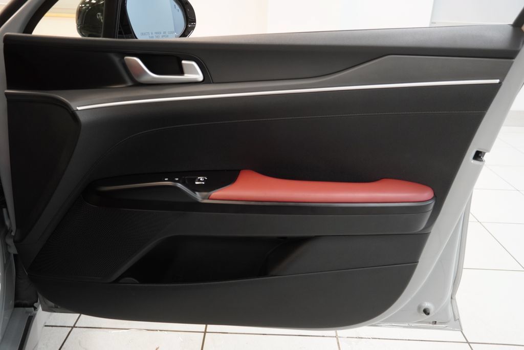 Used 2024 Kia K5 GT-Line AWD/4WD image 32