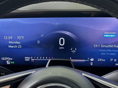 Certified 2025 Buick Enclave Avenir image 10