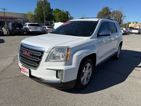 Used 2017 GMC Terrain SLT w/ Driver Alert Package I FWD image 7