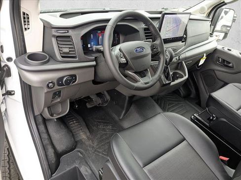 New 2026 Ford Transit 250 148 Medium Roof w/ Load Area Protection Package RWD image 3