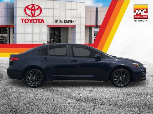 Used 2024 Toyota Corolla SE FWD image 6