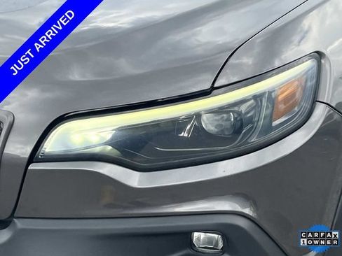 Used 2020 Jeep Cherokee Trailhawk w/ Cold Weather Group AWD/4WD image 10