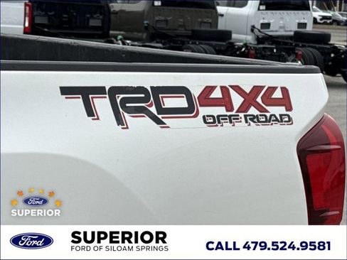 Used 2019 Toyota Tacoma TRD Off-Road image 11