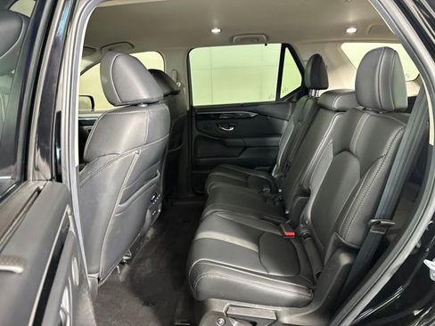 Used 2025 Honda Pilot EX-L image 25