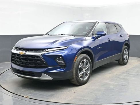 Used 2023 Chevrolet Blazer LT FWD image 10